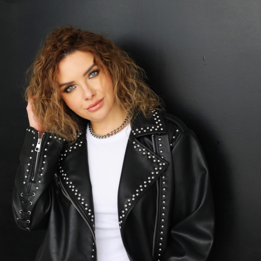 Юлия  Деревянко 